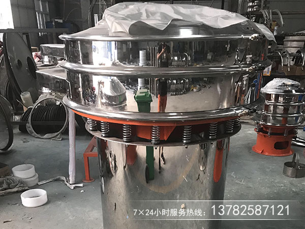 黄豆去除杂用那种筛分机合适，价格多少？